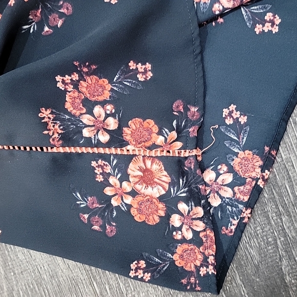 Tank top - Picture 3 of 4